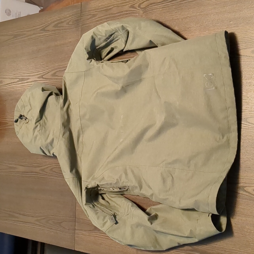 Burton AK 2L Altitude Jacket - Picture 13 of 16
